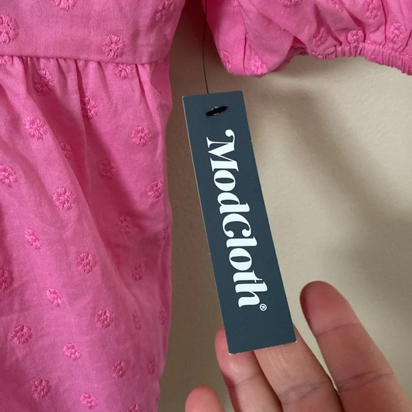 Anthropologie Modcloth -Farming Daisies Babydoll Top in Pink Dots - Picture 8 of 13
